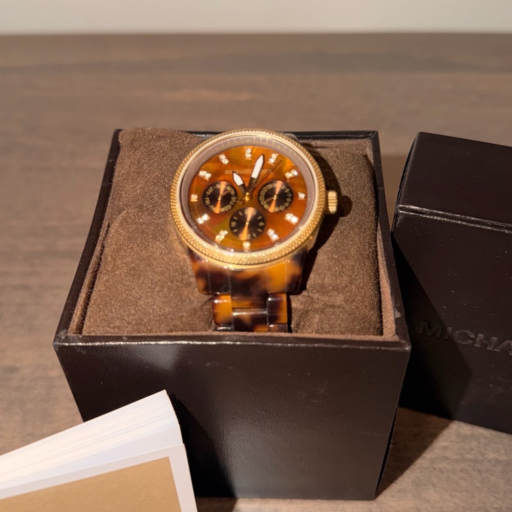 Michael Kors Tortoiseshell and Gold Timepiece - Picture 2 of 4